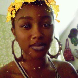 Meet your Posher, Tyeisha